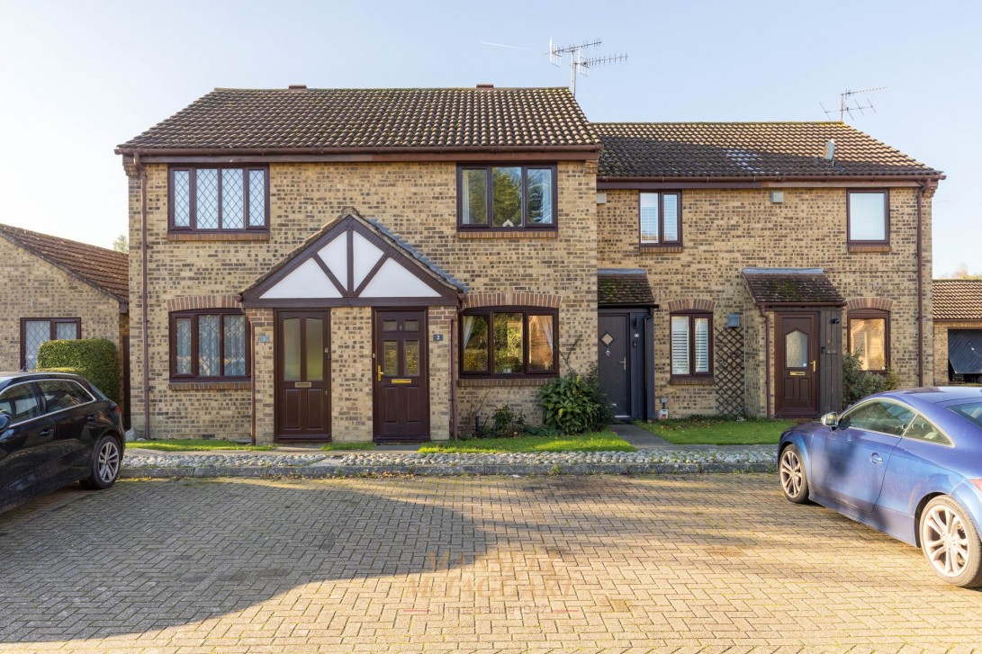 Photo of 2 Parkhurst Grove, Horley