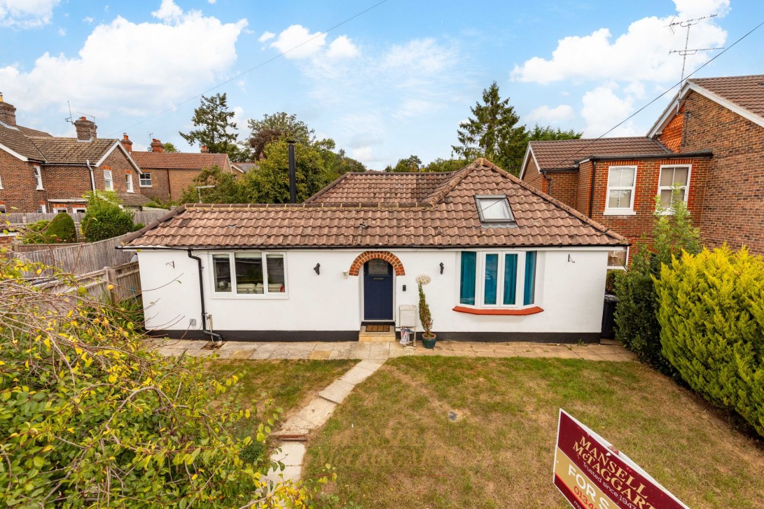 Photo of 1a Morton Road, East Grinstead