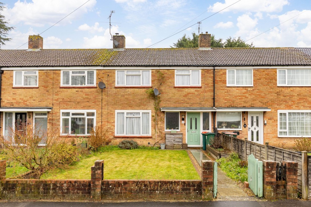 Photo of 17 Fernhurst Close, Crawley