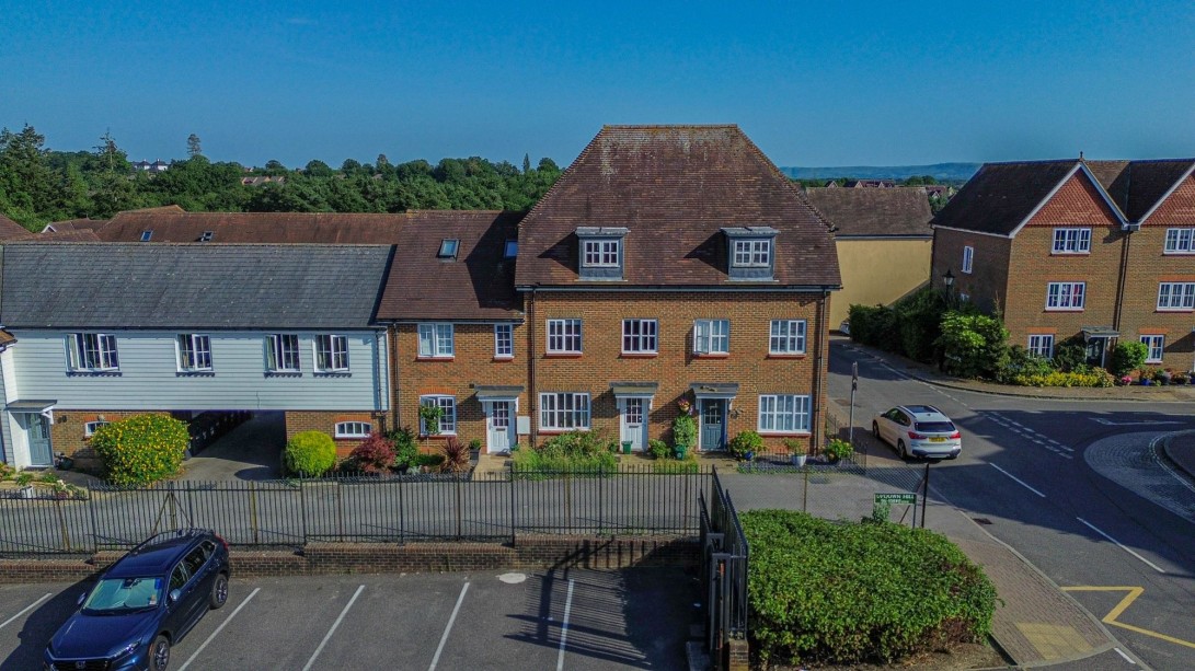 Photo of 98 Updown Hill, Haywards Heath