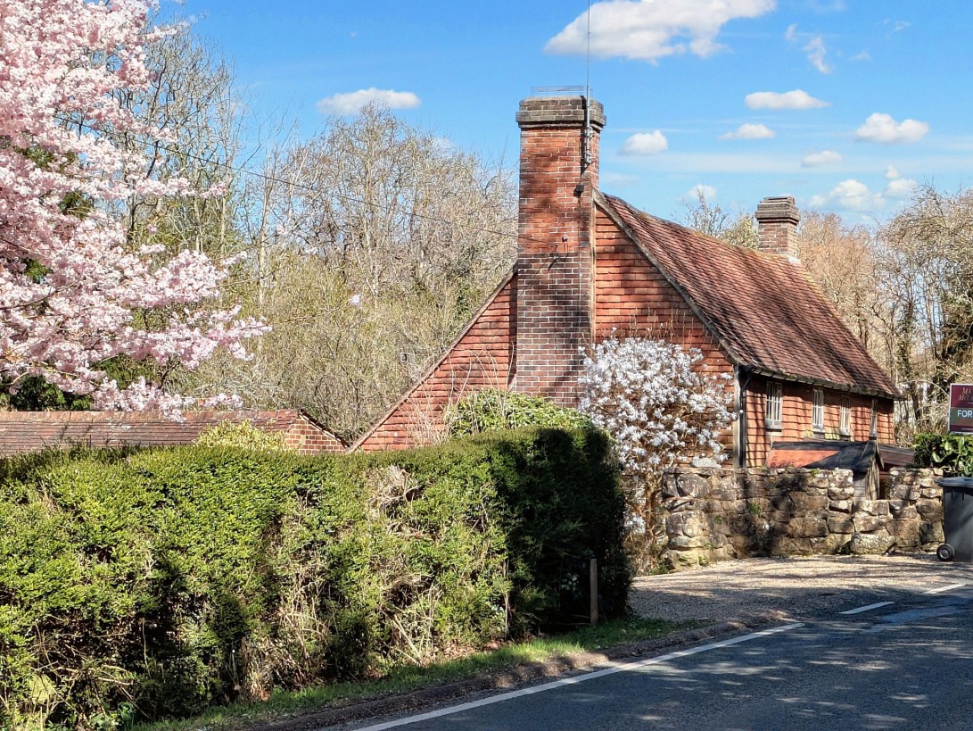 Photo of Tollbar Cottage, Cat Street, Hartfield