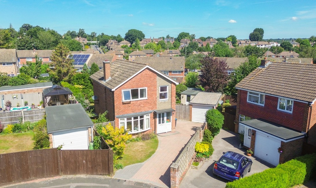 Photo of 45 Priory Way, Haywards Heath