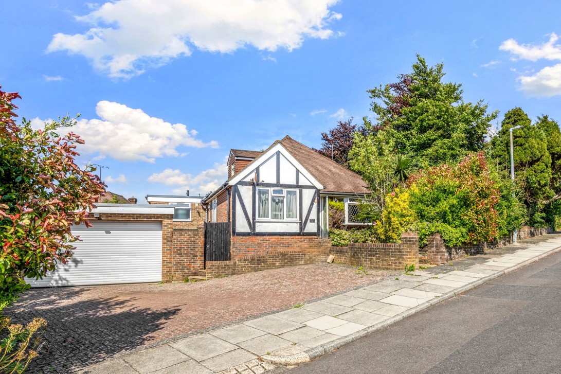 Photo of 27 Beechwood Close, Brighton