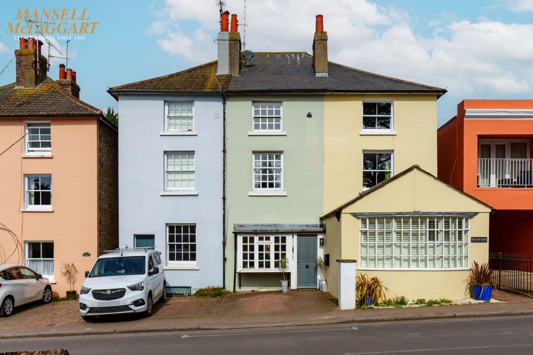 Photo of 25 High Street, Hassocks