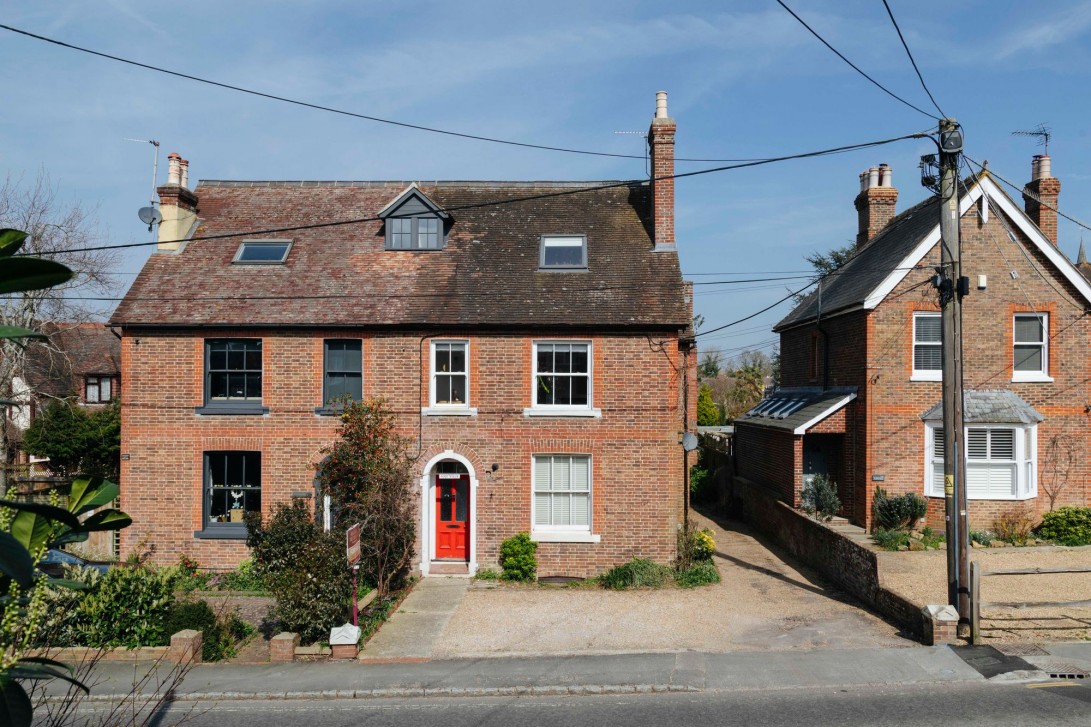 Photo of 2 Rose Villa West Street, Billingshurst