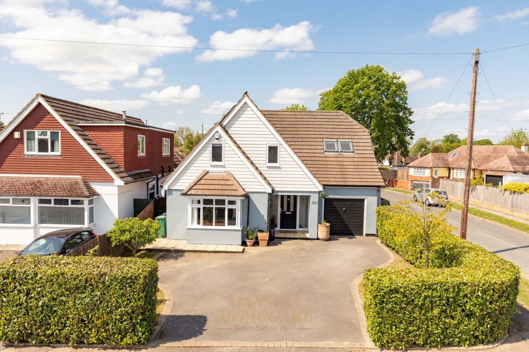 Photo of 27 Park View Road, Redhill