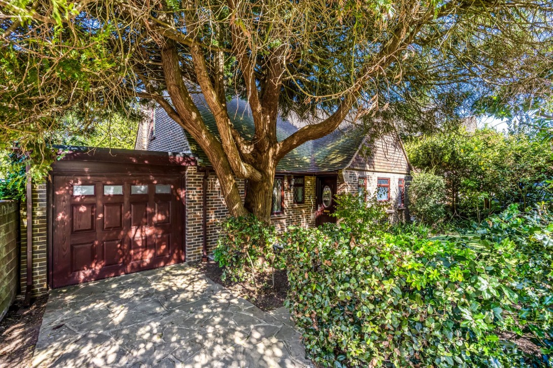 Photo of 7 Downsway, Shoreham-By-Sea