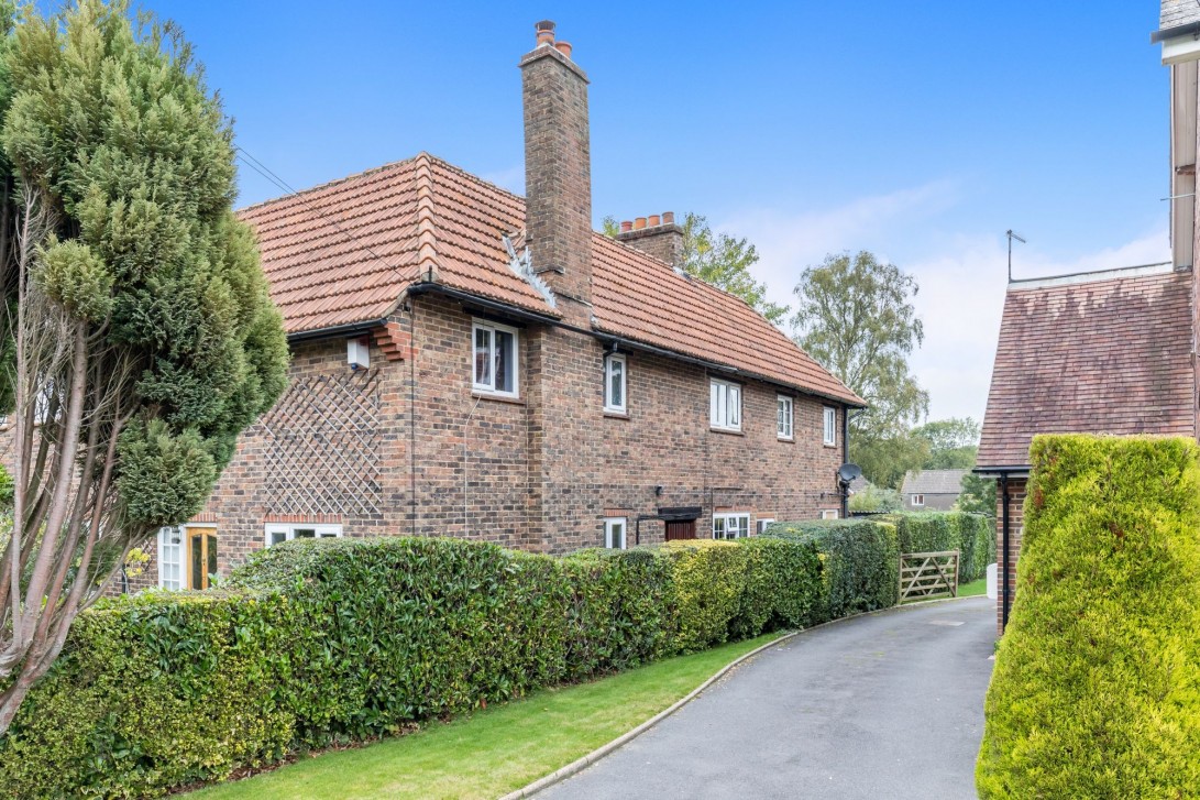 Photo of 68 Hartfield Road, Forest Row