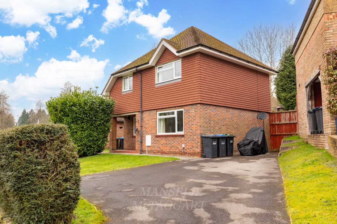 Photo of 33 Holtye Road, East Grinstead