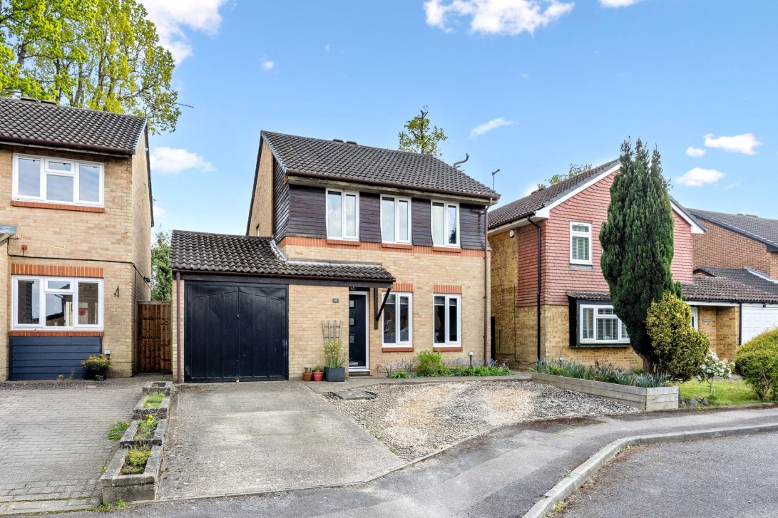 Photo of 16 Sissinghurst Close, Crawley