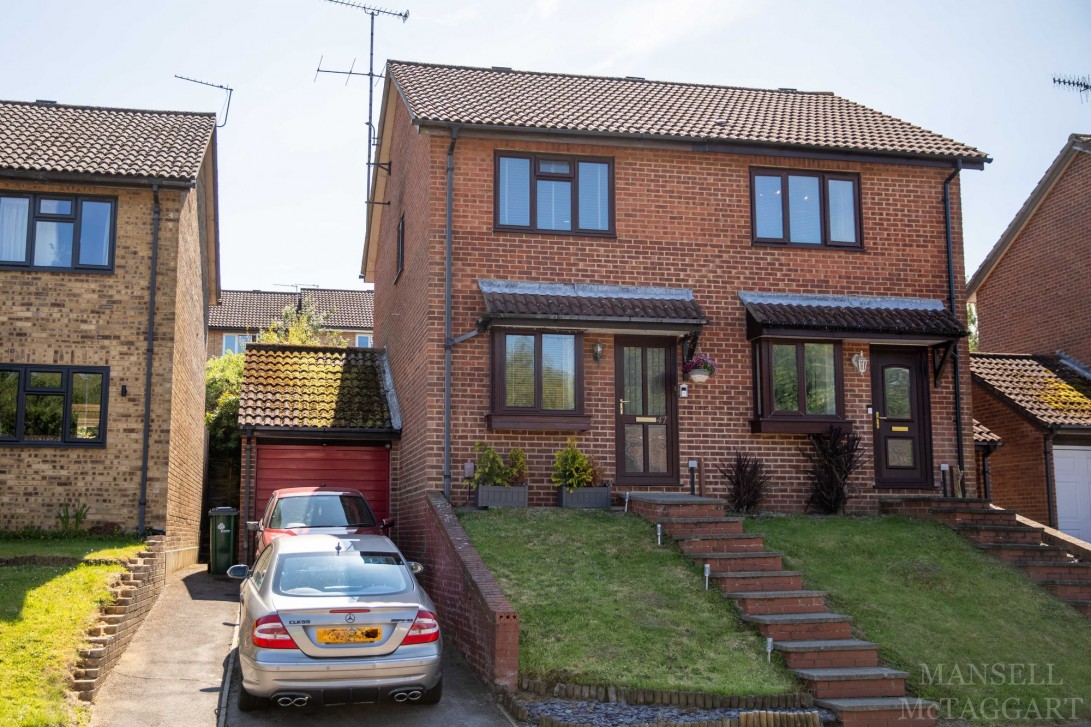 Photo of 47 Hollingbourne Crescent, Crawley