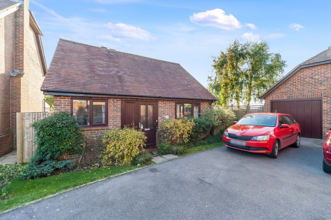 Photo of 6 Court Meadow, Crowborough