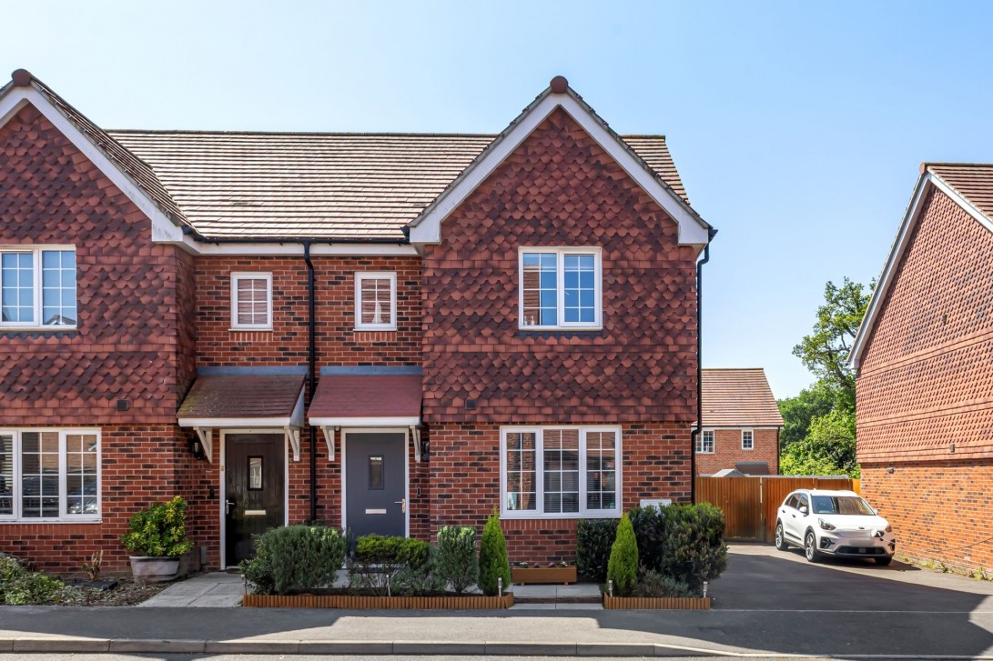 Photo of 21 Daffodil Crescent, Crawley