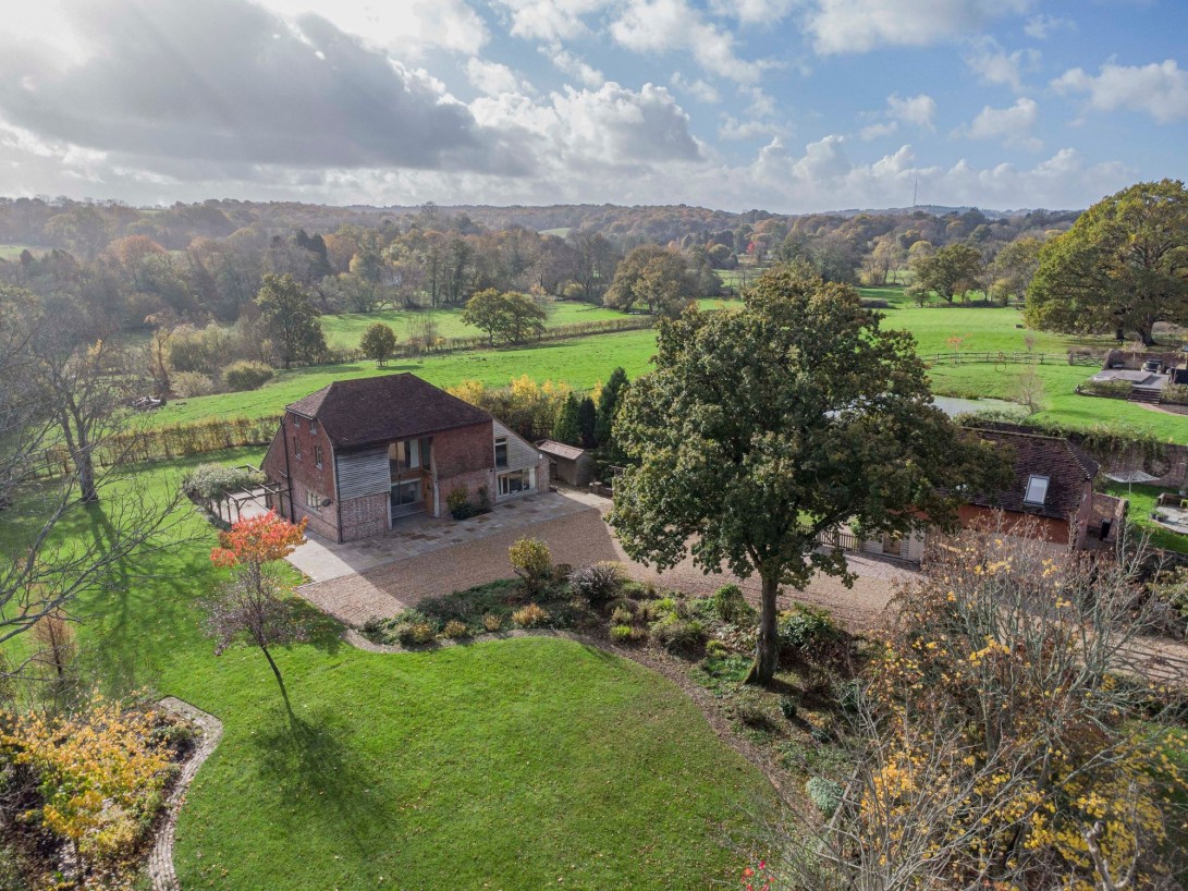 Photo of Oakwood Piccadilly Lane, Mayfield