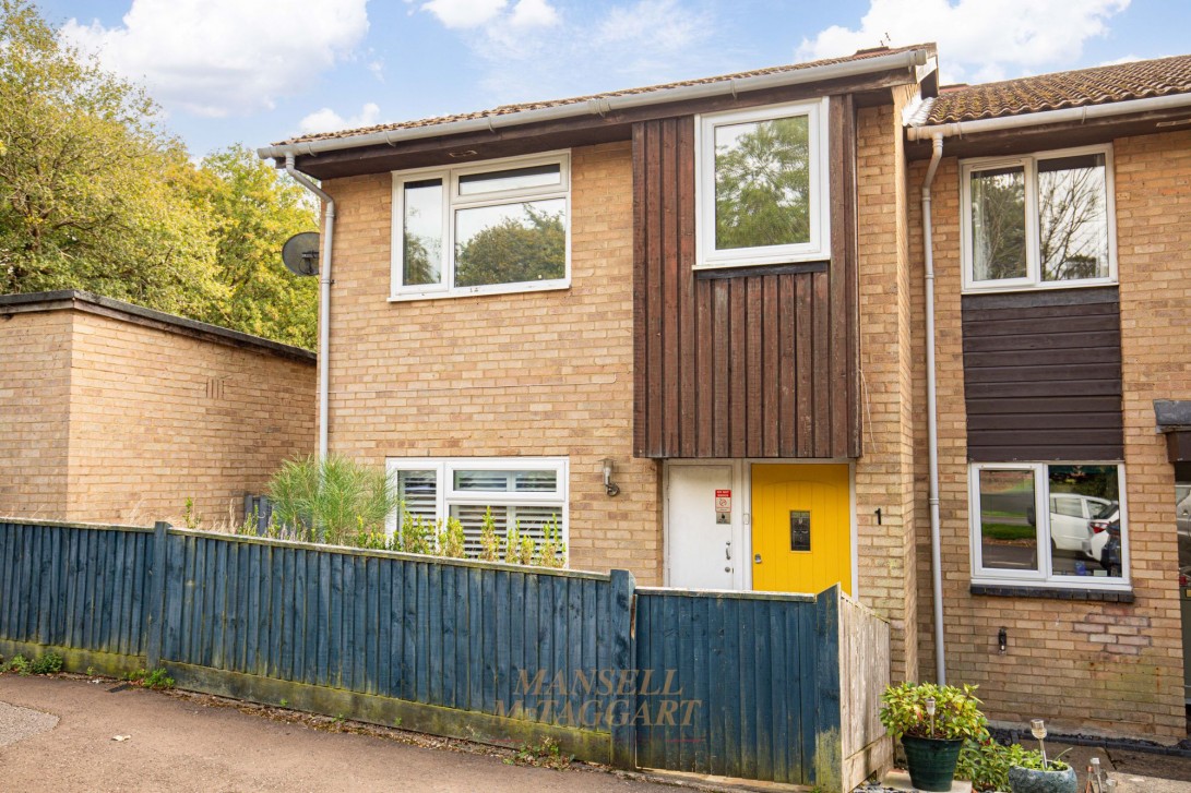 Photo of 1 Balmoral, East Grinstead