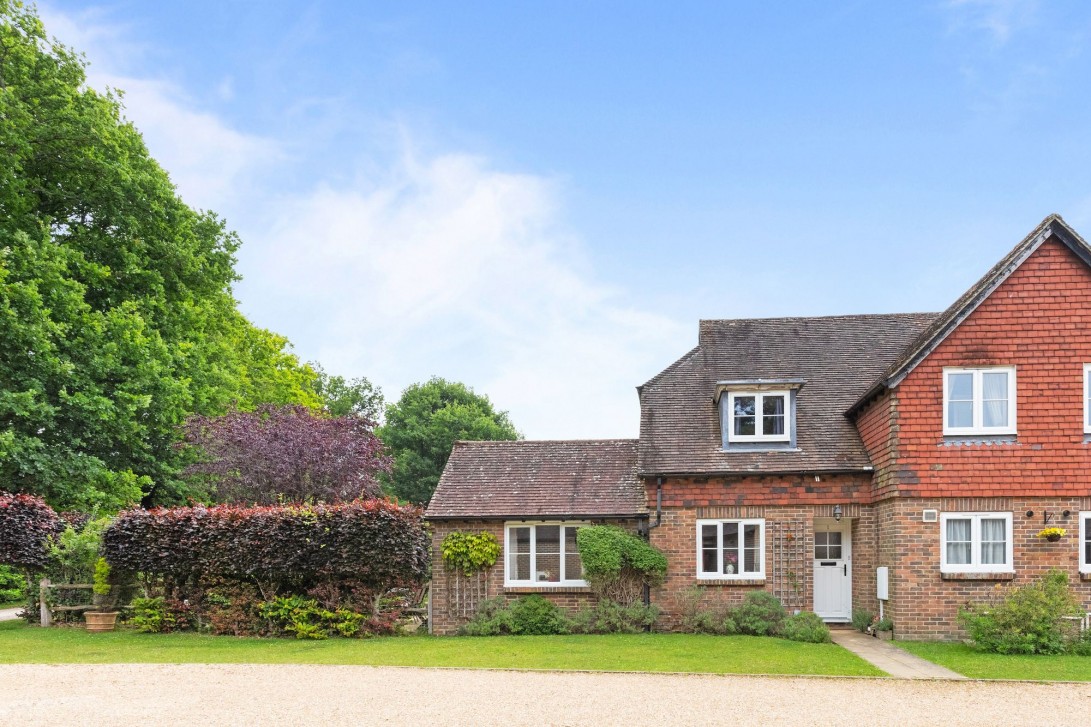 Photo of 1 The Courtyard, Horsham