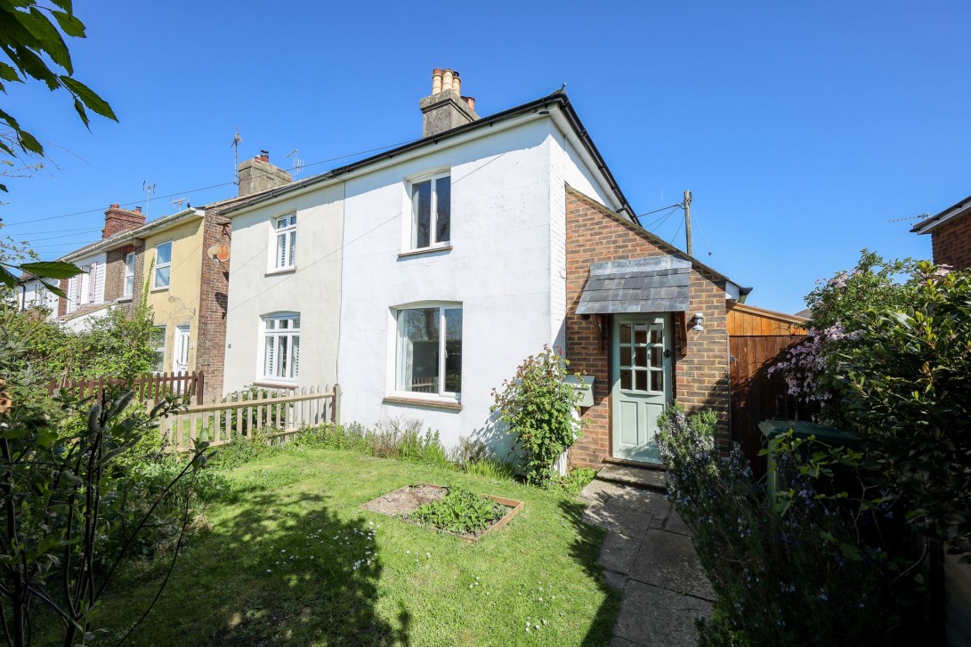 Photo of 27 Downs Road, Burgess Hill