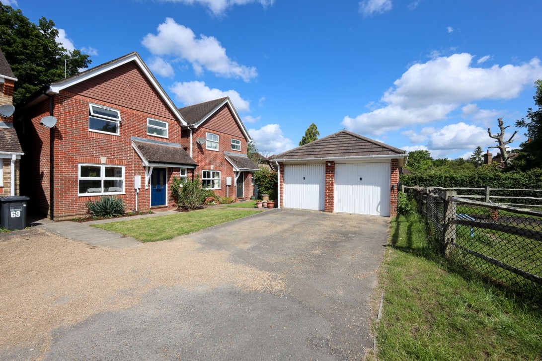 Photo of 70 Coulstock Road, Burgess Hill