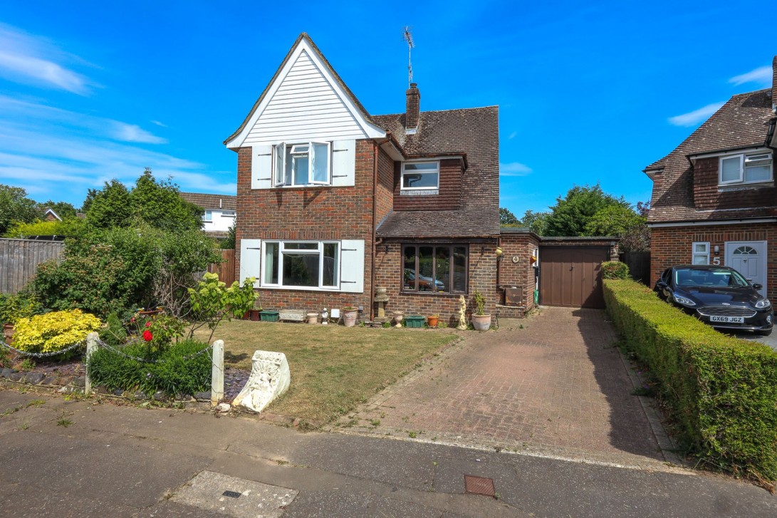 Photo of 4 Inholmes Close, Burgess Hill