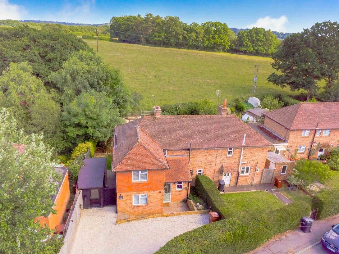 Photo of 10 Maypole Cottages, Uckfield