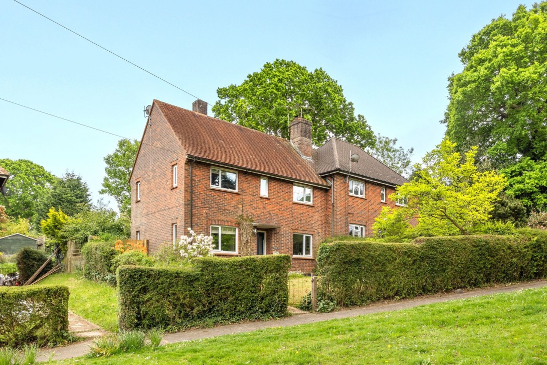 Photo of 27 Medway, Crawley
