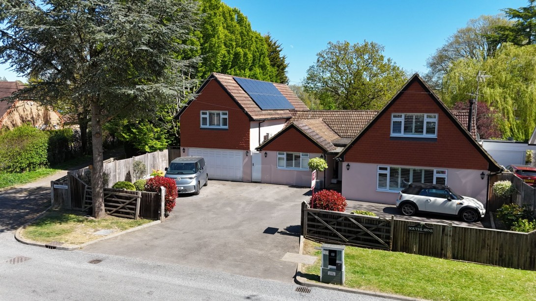 Photo of Southlawn The Drive, Ifold