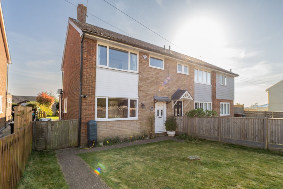 Photo of 7 Larnach Close, Uckfield