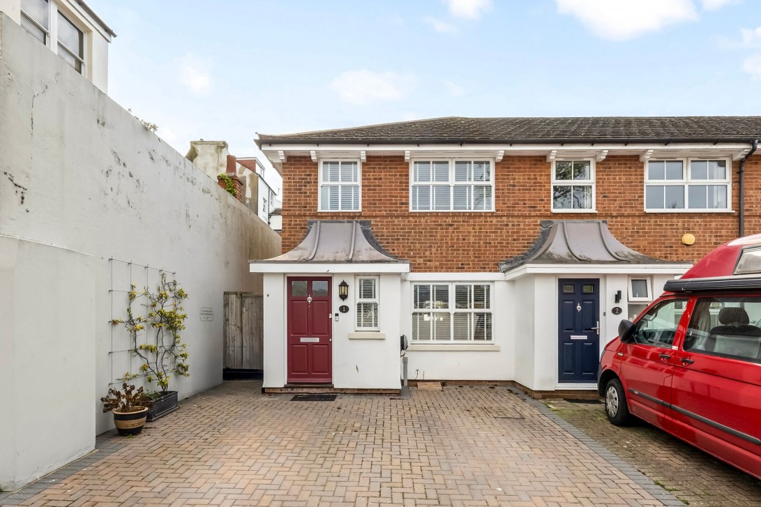 Photo of 1 Hanover Mews, Brighton