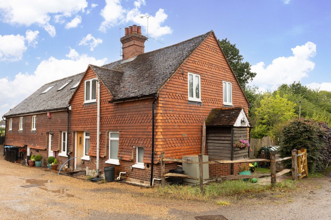 Photo of 1 Kennels Cottages London Road, East Grinstead