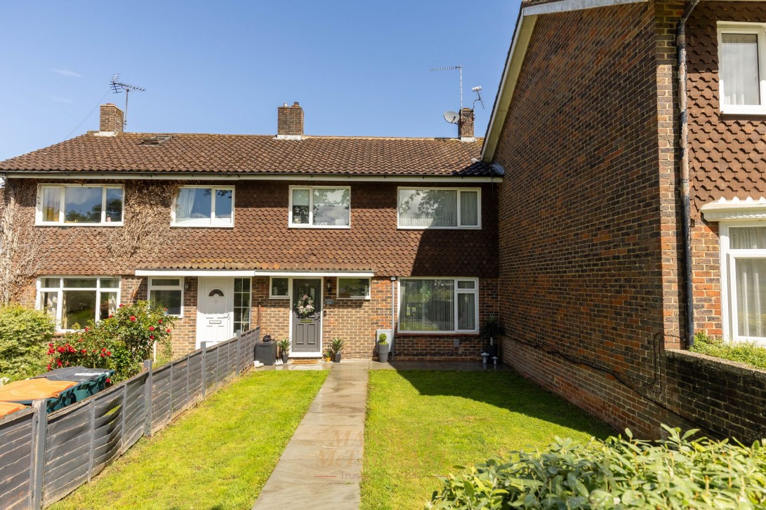 Photo of 124 Gossops Drive, Crawley