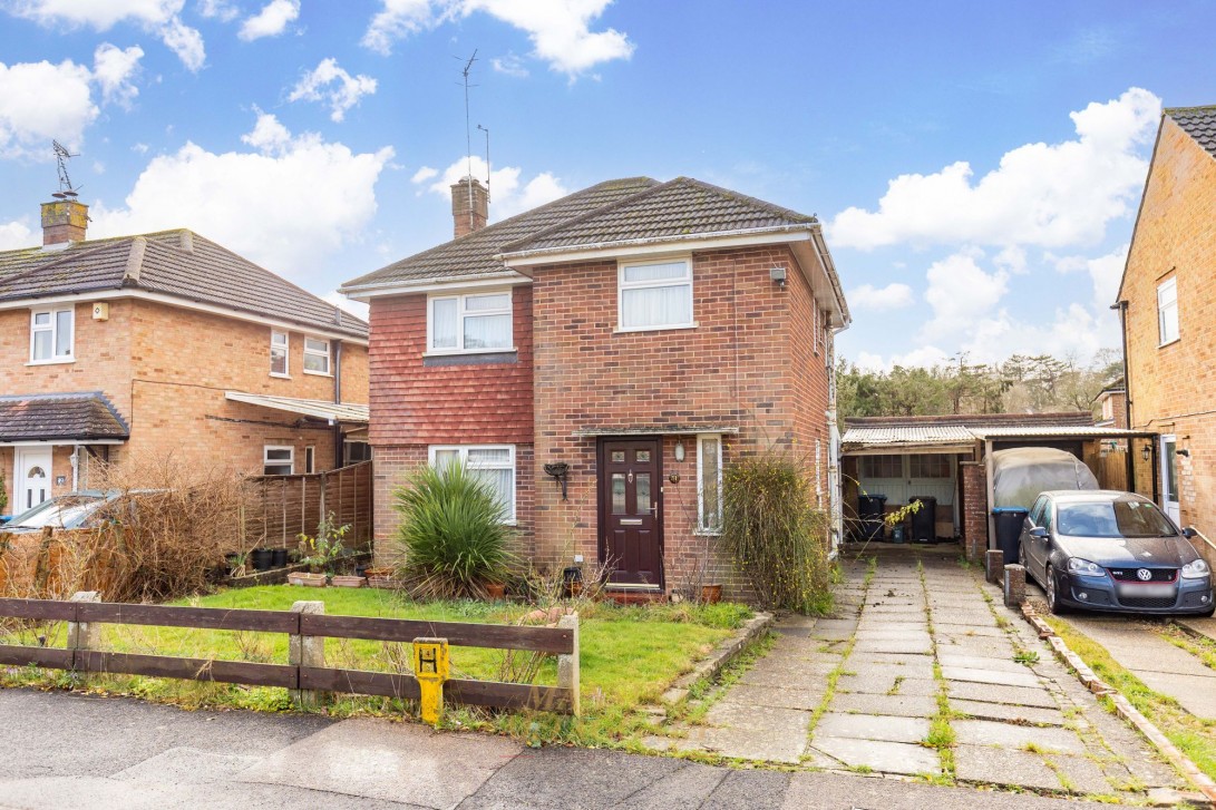 Photo of 51 Woodside Crescent, Horley