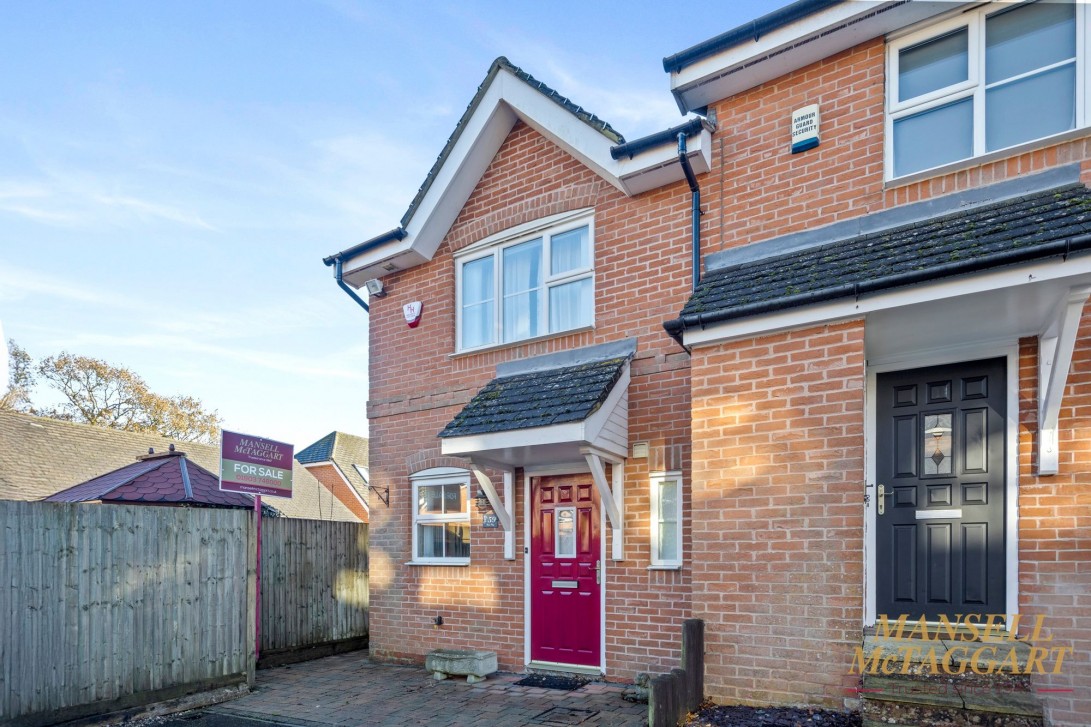 Photo of 59 Dean Way, Pulborough