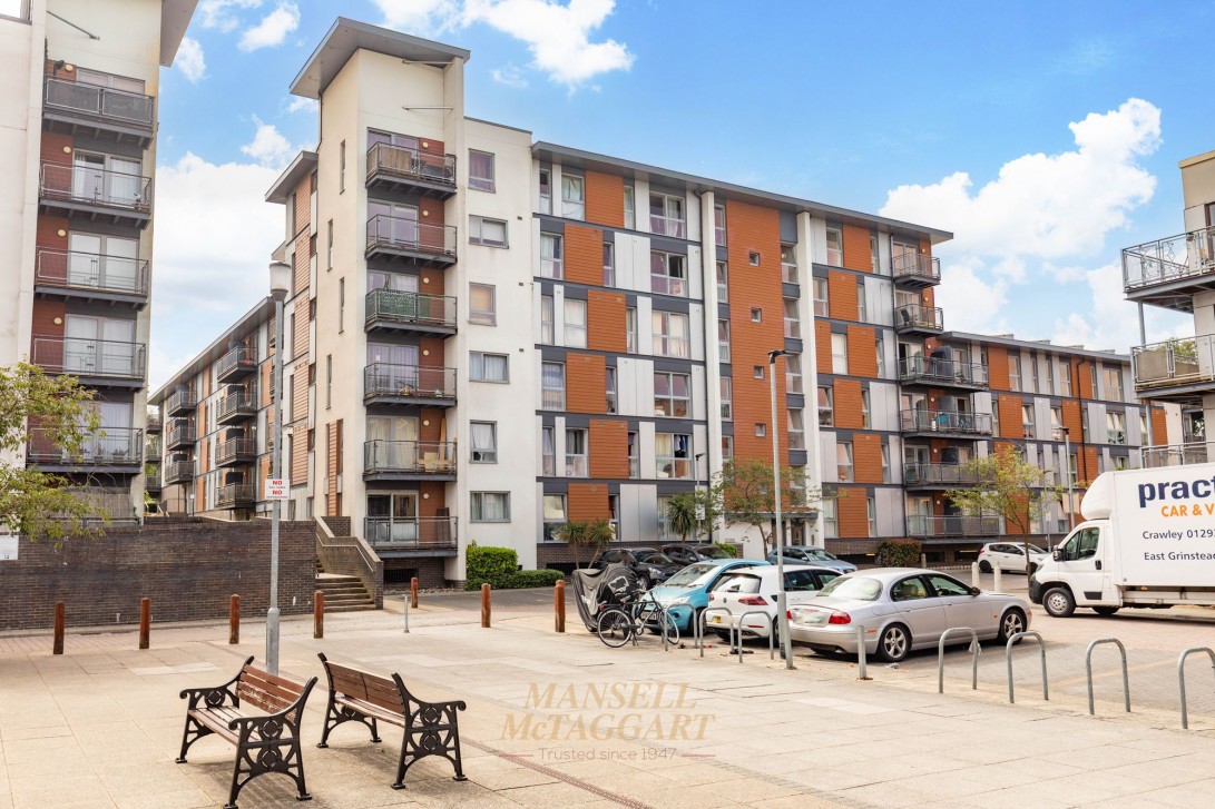 Photo of Flat 93, Crawley