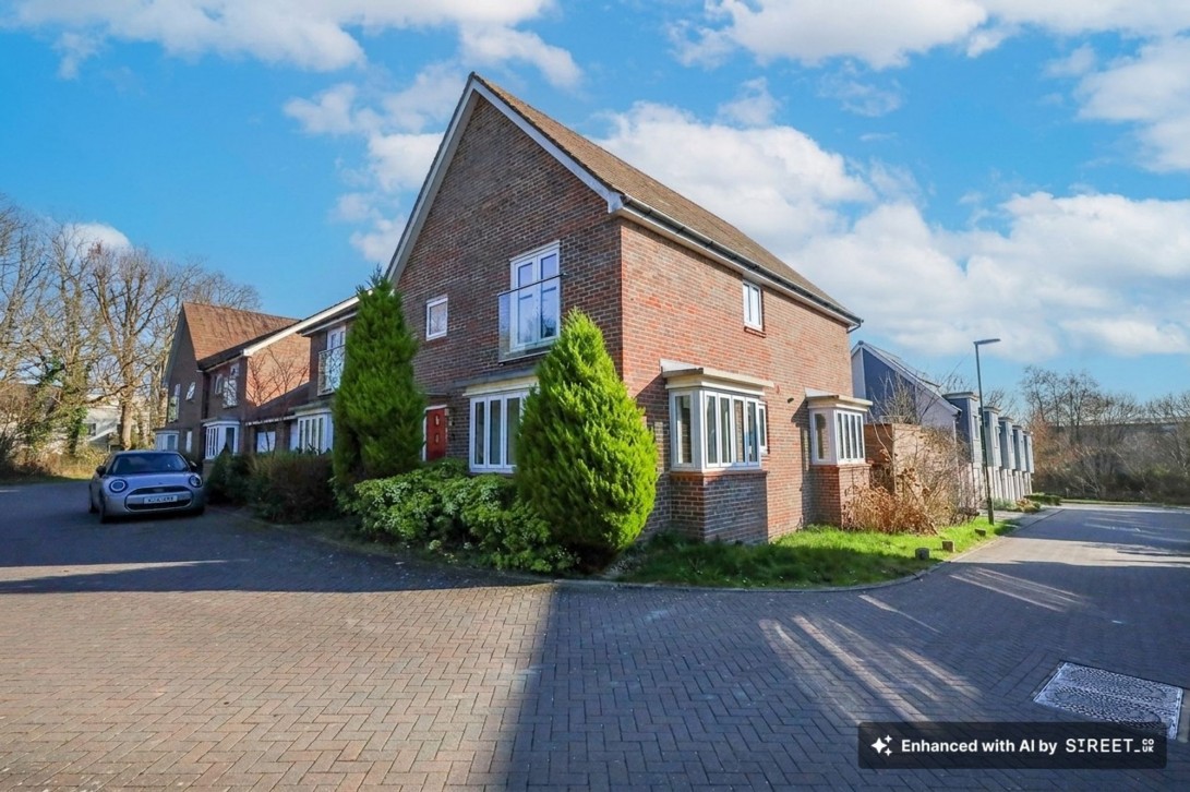 Photo of 12 Goldfinch Road, Burgess Hill