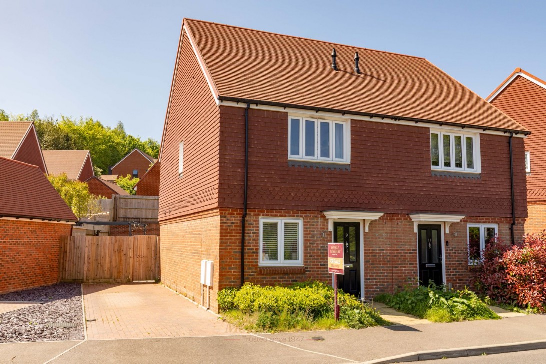 Photo of 9 Butlers Way, East Grinstead