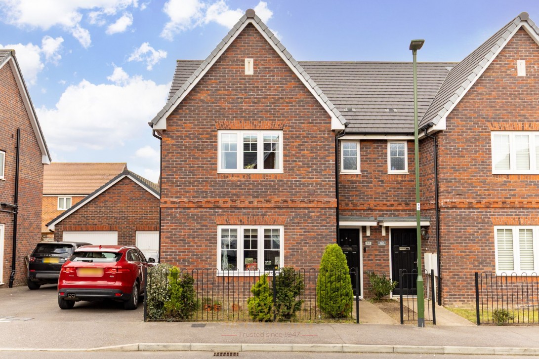 Photo of 42 Cornwell Avenue, Crawley