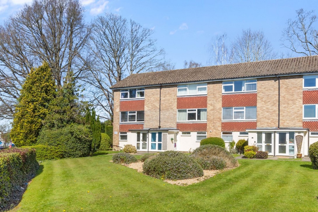 Photo of 2 Hanover Court, Horsham