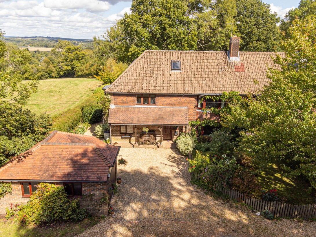 Photo of 1 Orchard Cottages Cansiron Lane, East Grinstead