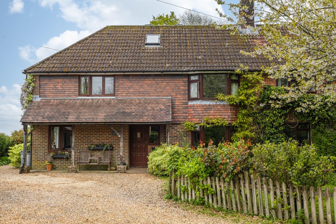 Photo of 1 Orchard Cottages Cansiron Lane, East Grinstead