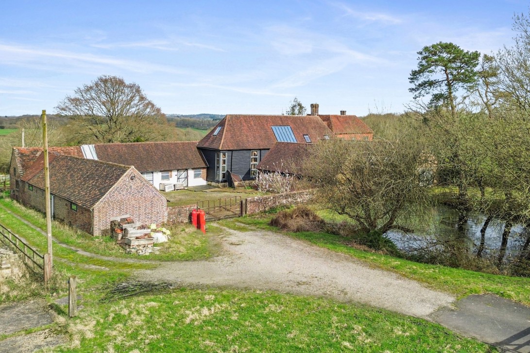 Photo of Palehouse Barn Palehouse Common, Uckfield