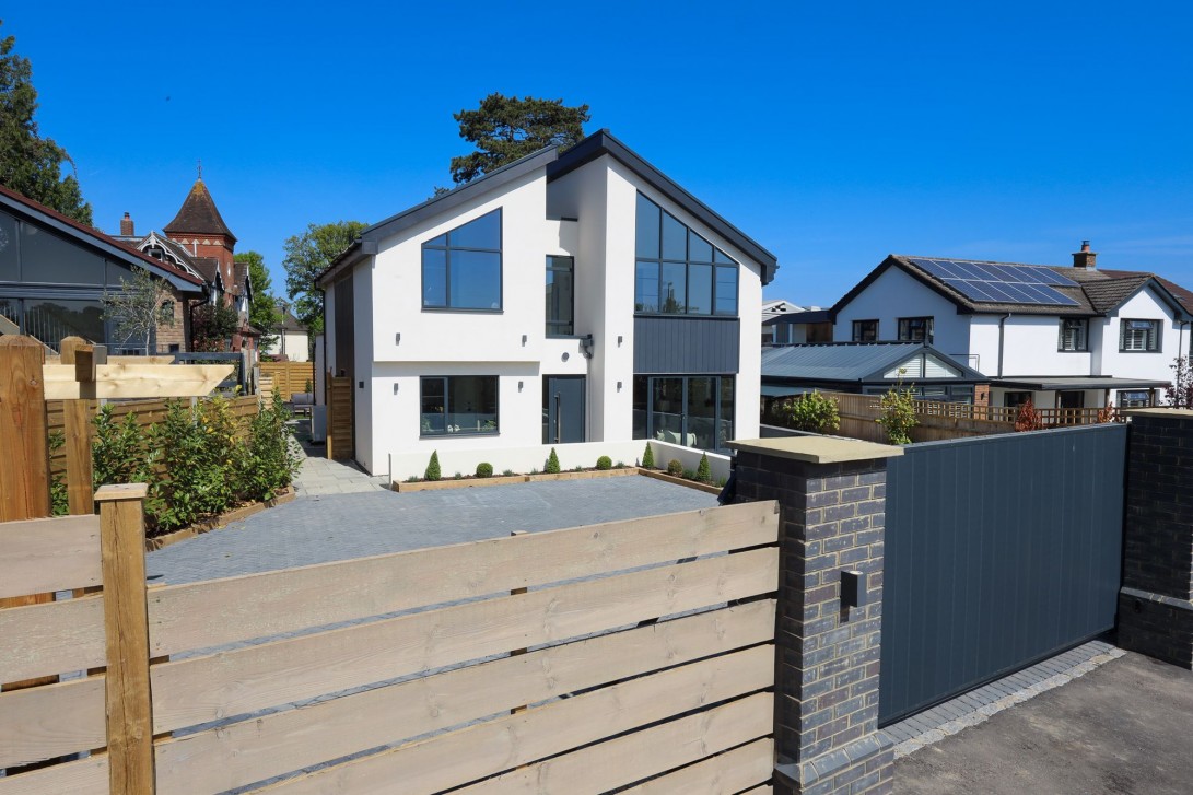 Photo of Whistledown House, Birchwood Grove Road, Burgess Hill