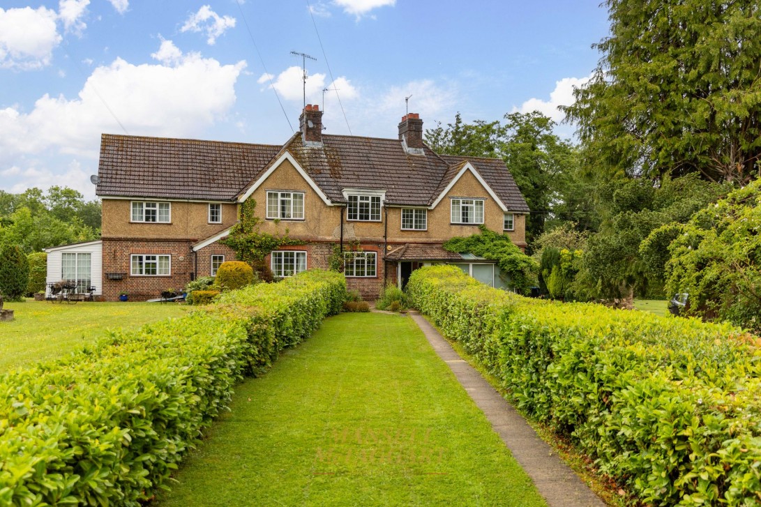 Photo of Yewhurst, Coombe Hill Road, East Grinstead