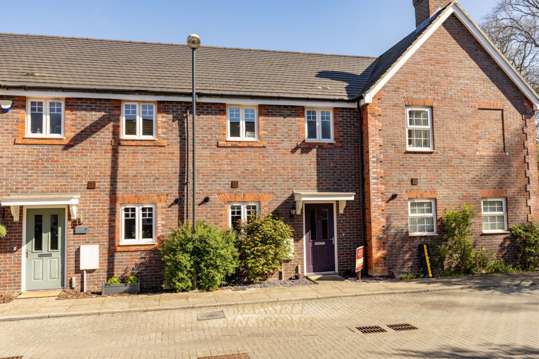 Photo of 2 Charlbury Road, Crawley