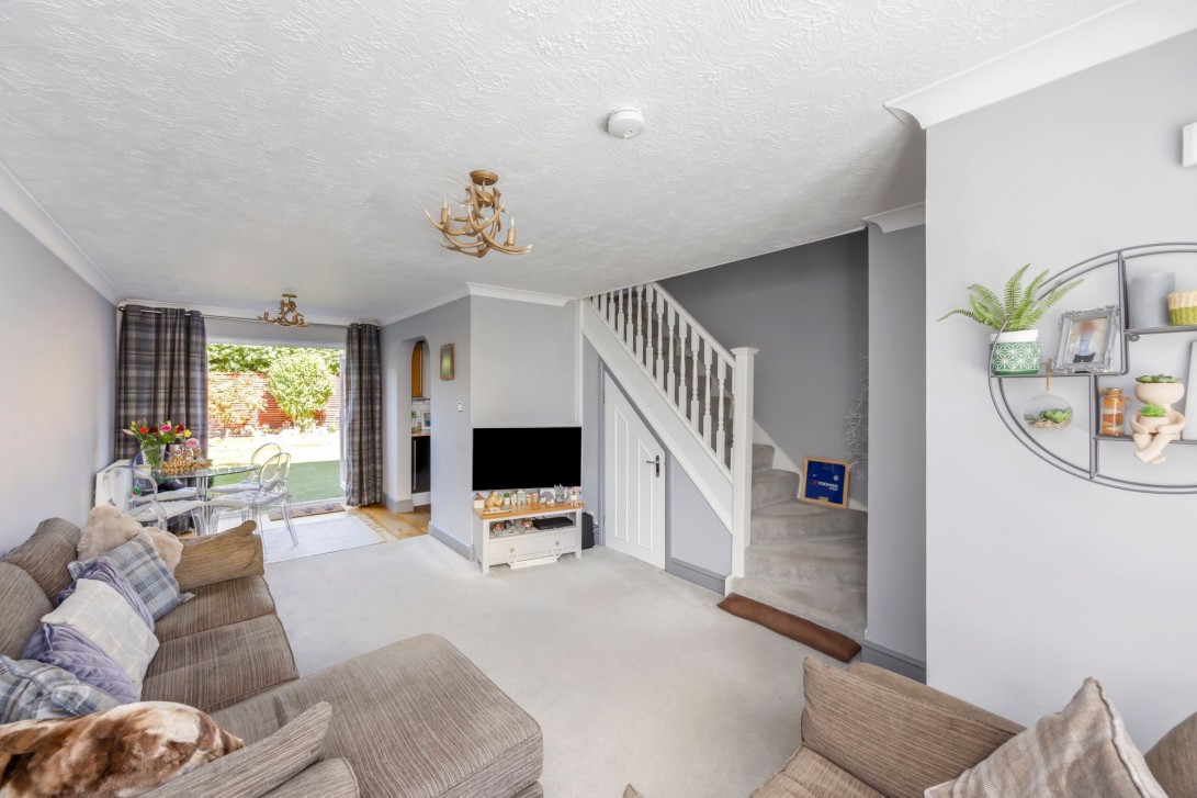 Photo of 35 Heather Walk, Horley