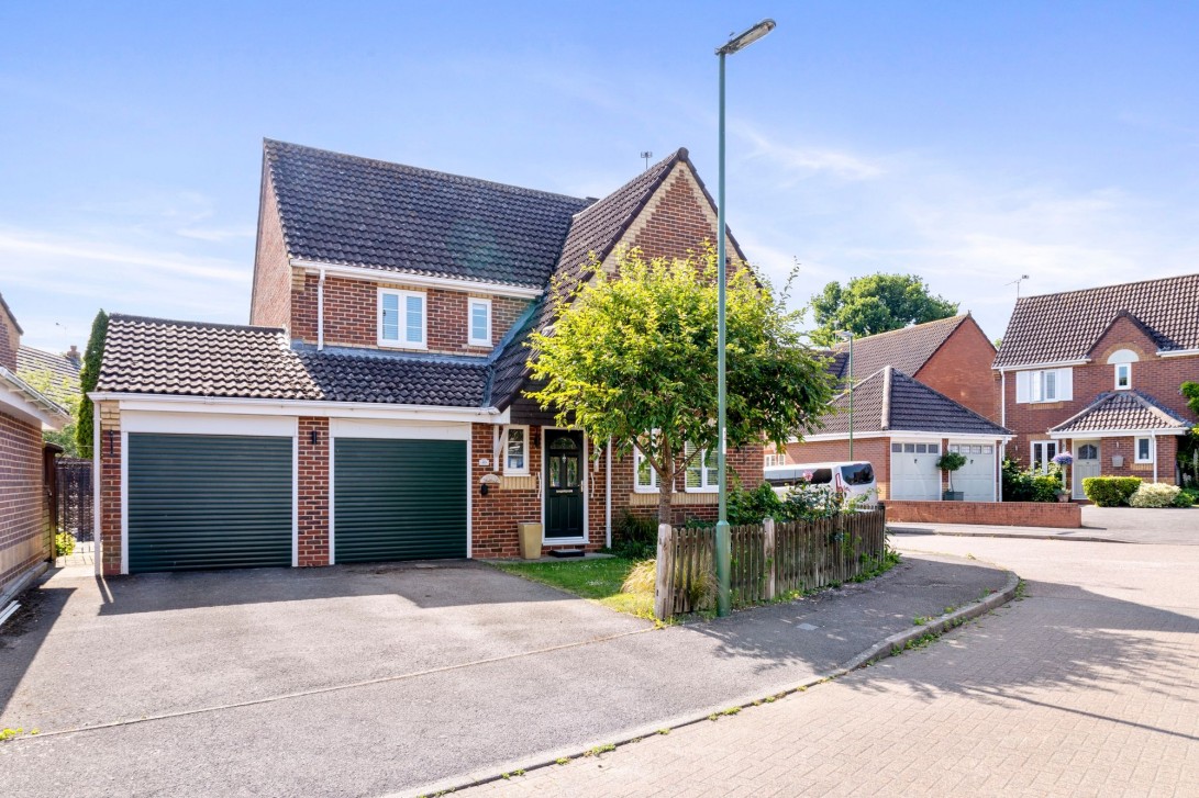 Photo of 49 Linfield Copse, Pulborough