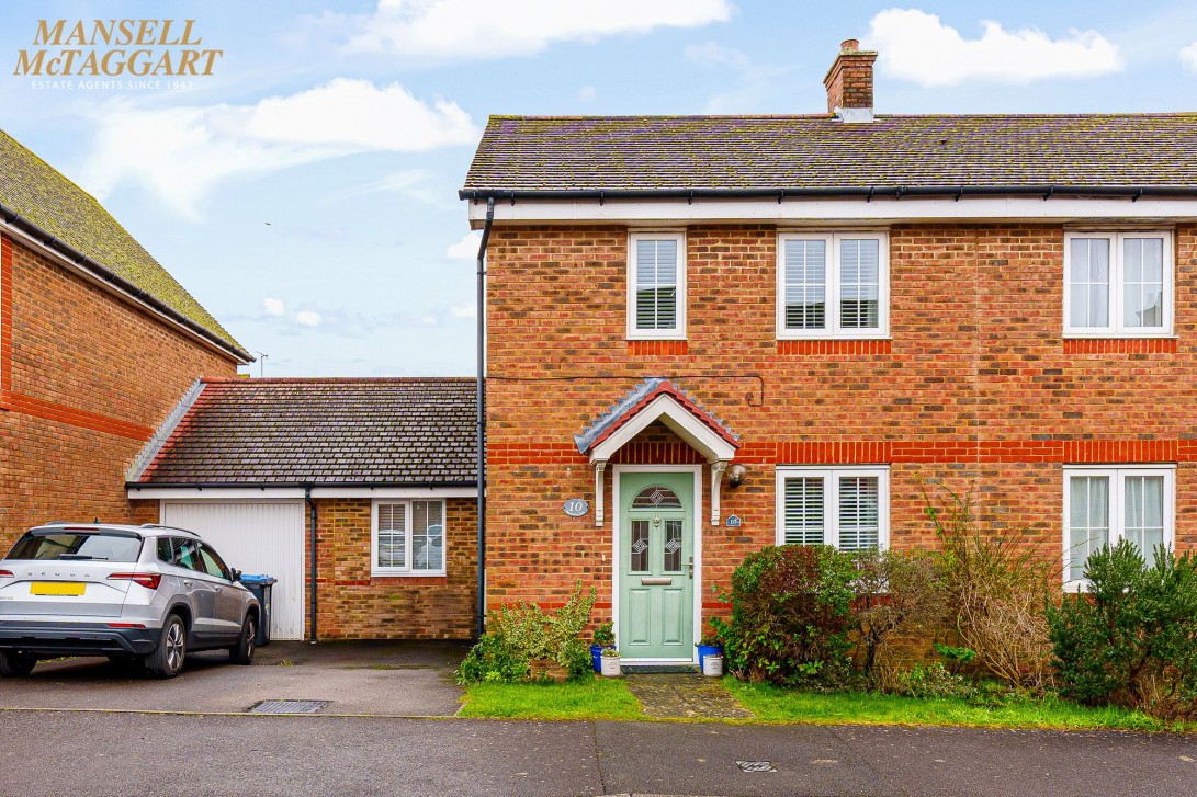 Photo of 10 Sycamore Way, Hassocks
