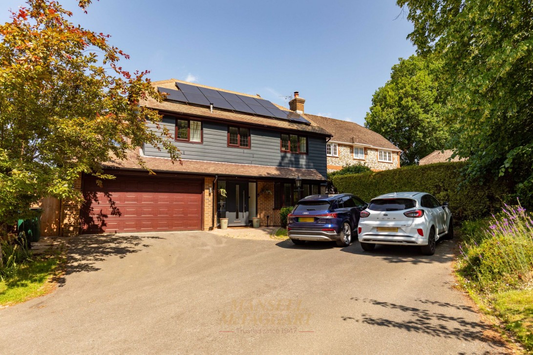 Photo of 3 Weller Close, Crawley