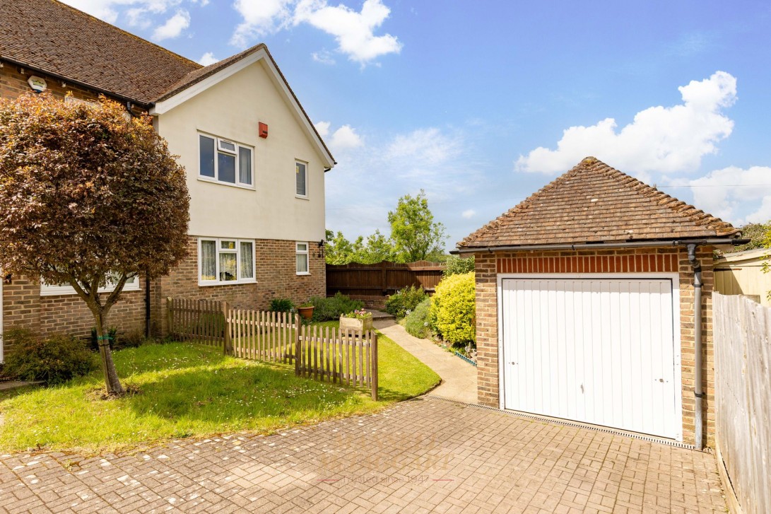 Photo of 12 Bluebell Close, East Grinstead