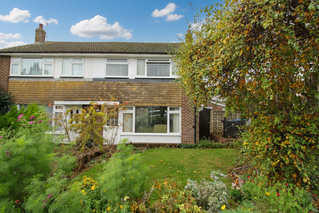 Photo of 165 Orchard Road, Burgess Hill