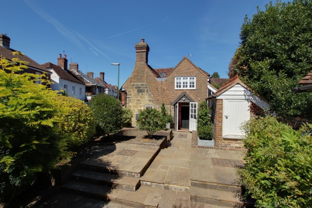 Photo of 20 High Street, Haywards Heath